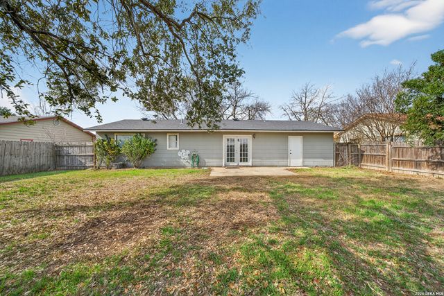 300 Roanoke, Schertz, TX 78154