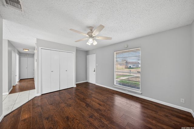 300 Roanoke, Schertz, TX 78154