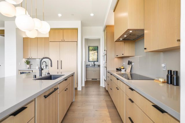 2661 Shirland Tract Rd, Auburn, CA 95603
