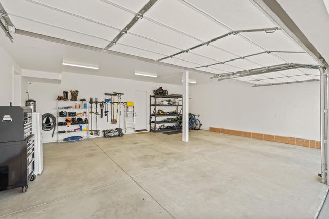 2661 Shirland Tract Rd, Auburn, CA 95603
