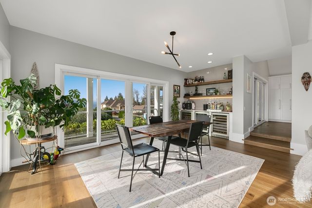 6625 136th Place SW, Edmonds, WA 98026