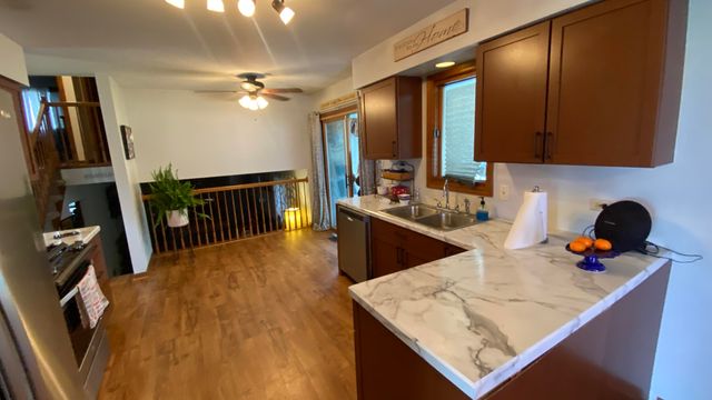 1602 Cozy Lane, Dyer, IN 46311