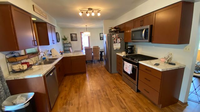 1602 Cozy Lane, Dyer, IN 46311