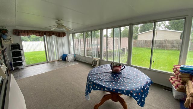 1602 Cozy Lane, Dyer, IN 46311
