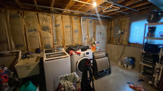 1602 Cozy Lane, Dyer, IN 46311