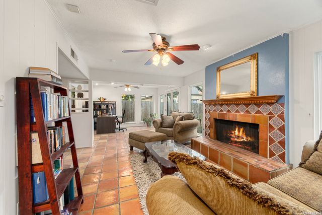 4210 Bluemel, San Antonio, TX 78240