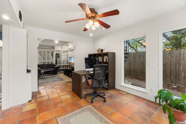 4210 Bluemel, San Antonio, TX 78240