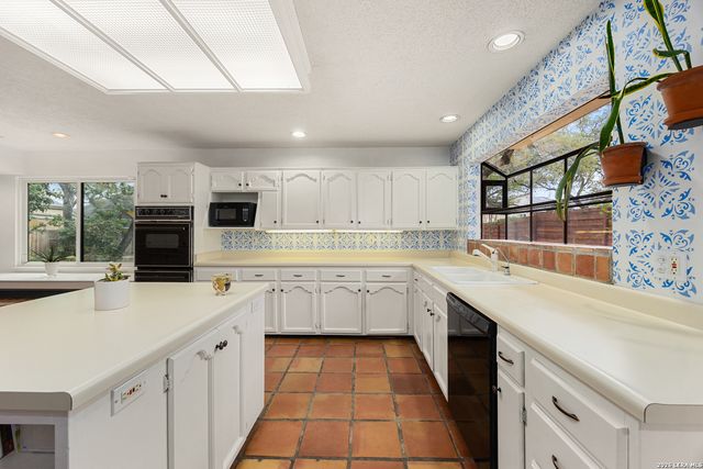 4210 Bluemel, San Antonio, TX 78240