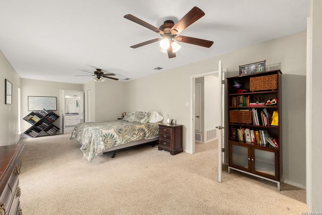 4210 Bluemel, San Antonio, TX 78240