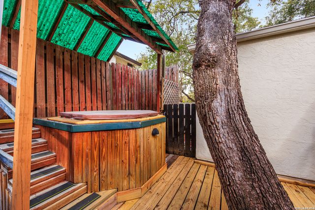 4210 Bluemel, San Antonio, TX 78240