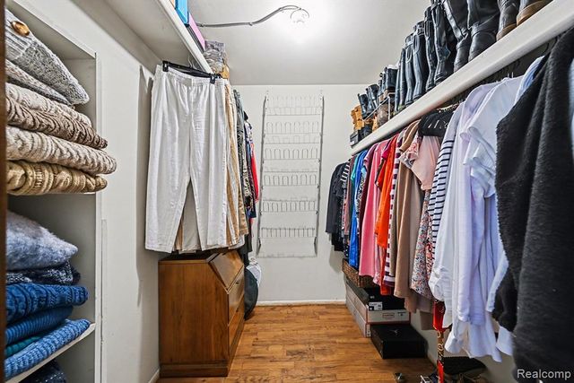 42942 Barchester Road, Canton, MI 48187