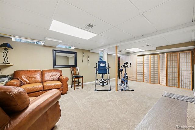 42942 Barchester Road, Canton, MI 48187