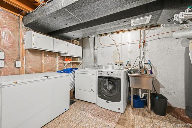 42942 Barchester Road, Canton, MI 48187