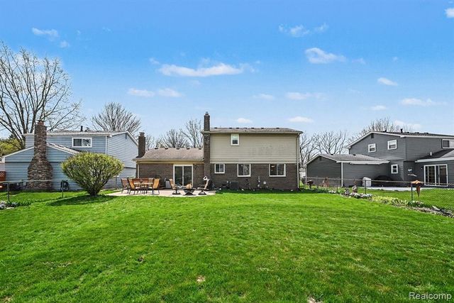 42942 Barchester Road, Canton, MI 48187