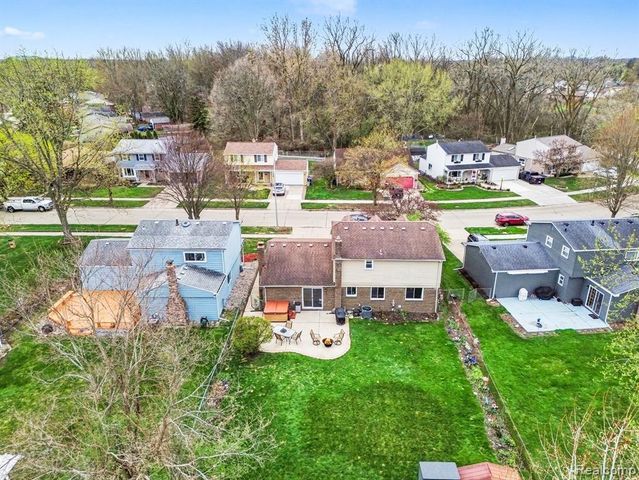 42942 Barchester Road, Canton, MI 48187