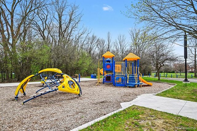 42942 Barchester Road, Canton, MI 48187