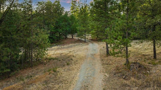 13847 Tyler Foote Rd, Nevada City, CA 95959