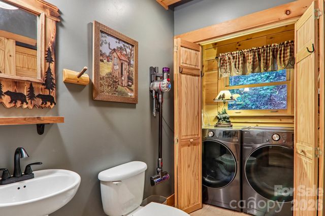 230 Forest Drive, Maggie Valley, NC 28751
