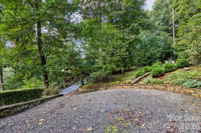 230 Forest Drive, Maggie Valley, NC 28751