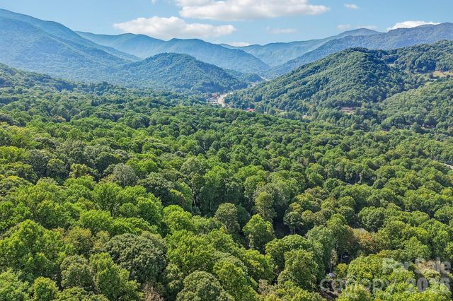 230 Forest Drive, Maggie Valley, NC 28751