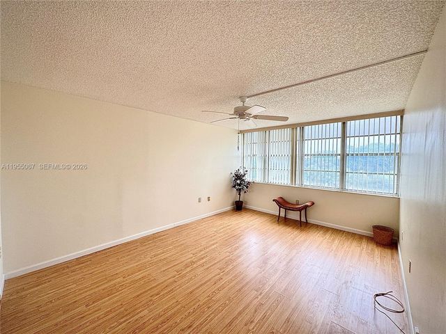 1100 Saint Charles Pl 411, Pembroke Pines, FL 33026