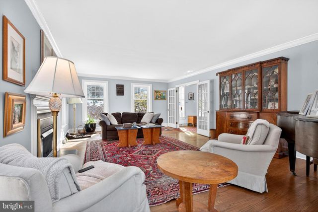 9 FOXCHASE RD, Malvern, PA 19355