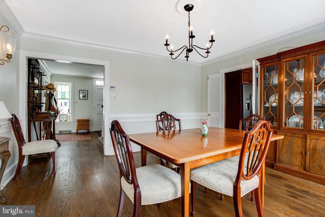 9 FOXCHASE RD, Malvern, PA 19355