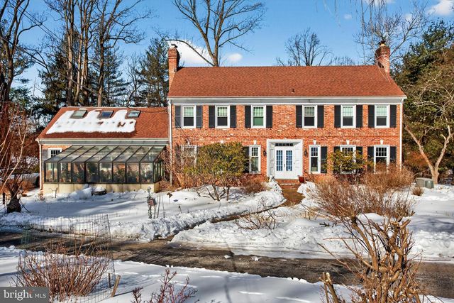 9 FOXCHASE RD, Malvern, PA 19355