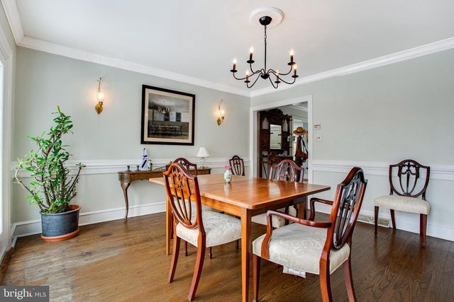 9 FOXCHASE RD, Malvern, PA 19355