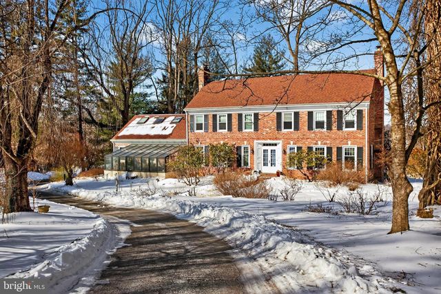 9 FOXCHASE RD, Malvern, PA 19355