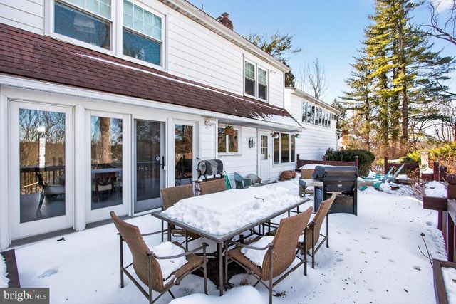 9 FOXCHASE RD, Malvern, PA 19355