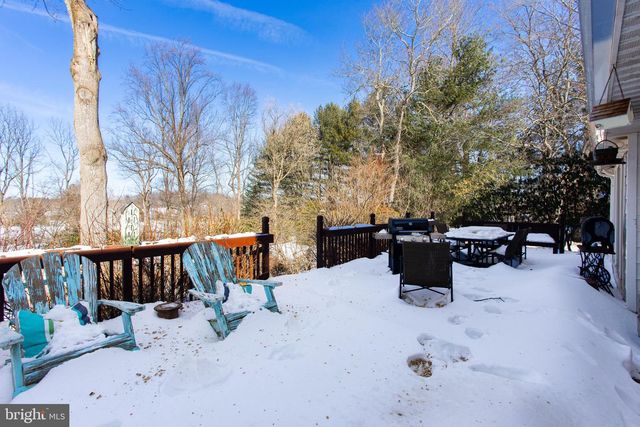 9 FOXCHASE RD, Malvern, PA 19355