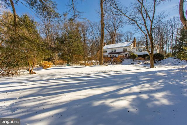 9 FOXCHASE RD, Malvern, PA 19355