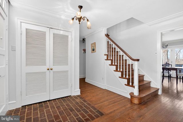 9 FOXCHASE RD, Malvern, PA 19355