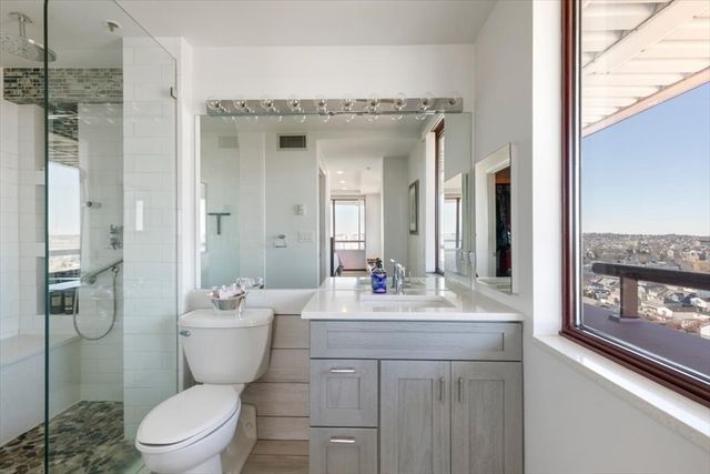 350 Revere Beach Blvd 13R, Revere, MA 02151