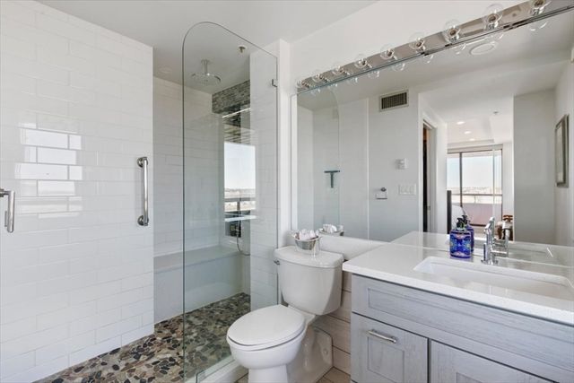 350 Revere Beach Blvd 13R, Revere, MA 02151