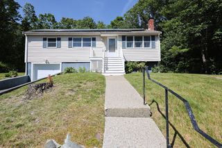 22 Stratford Ave, Avon, MA 02322