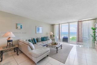 5601 Collins Ave 512, Miami Beach, FL 33140