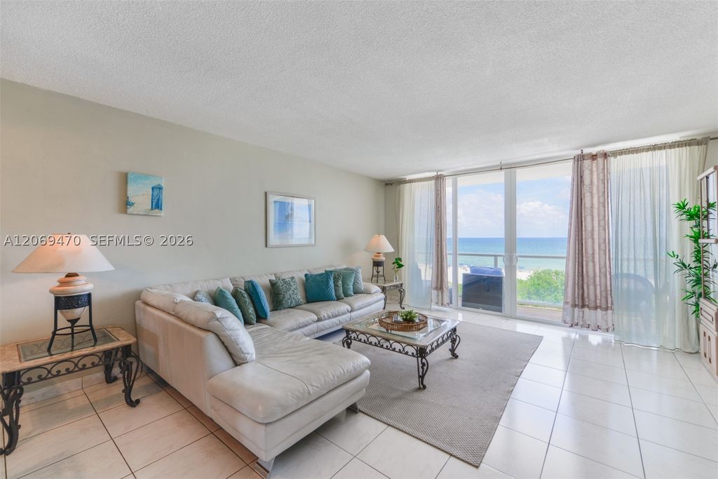 5601 Collins Ave 512, Miami Beach, FL 33140