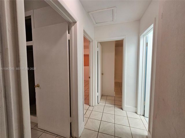 9940 SW 162nd St, Miami, FL 33157