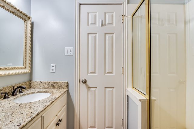 325 Valiant Drive, Rockwall, TX 75032