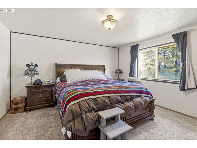 506 CHURCH St, Kelso, WA 98626