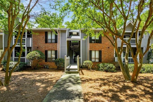 523 Warm Springs Circle 523, Roswell, GA 30075