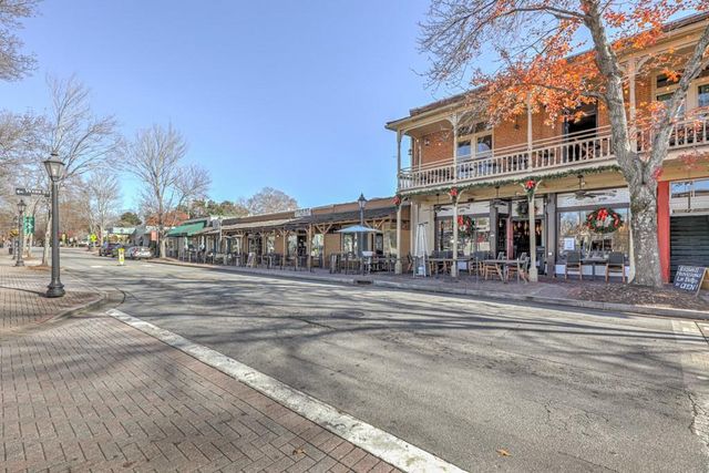 523 Warm Springs Circle 523, Roswell, GA 30075