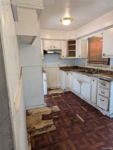 20505 Hamburg Street, Detroit, MI 48205
