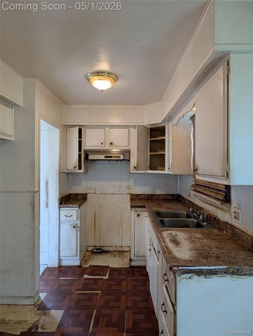 20505 Hamburg Street, Detroit, MI 48205