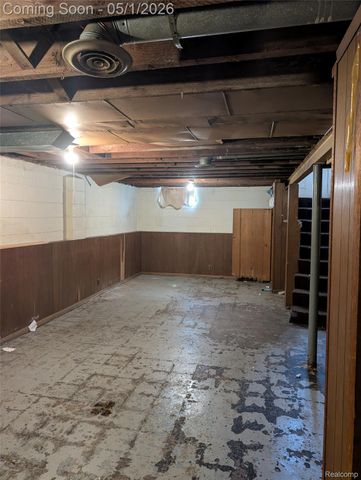 20505 Hamburg Street, Detroit, MI 48205
