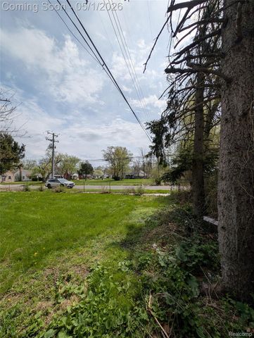 20505 Hamburg Street, Detroit, MI 48205