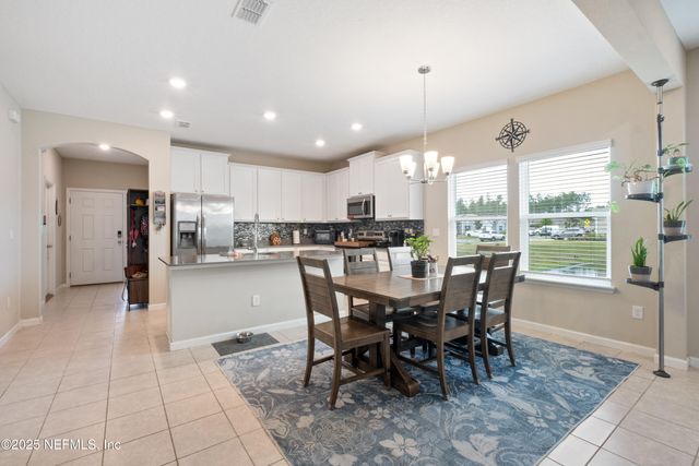6590 LONGLEAF BRANCH Drive, Jacksonville, FL 32222