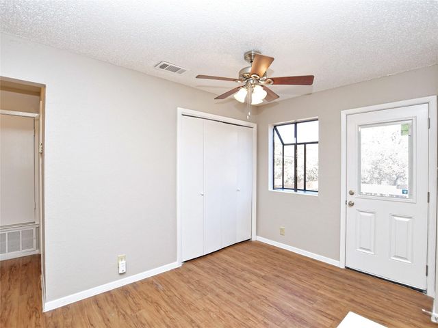 301 Algerita DR D, Georgetown, TX 78628